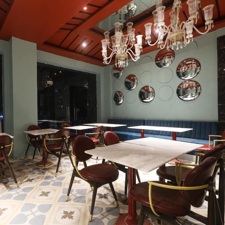 The Saga Hotel New Delhi Eksteriør bilde
