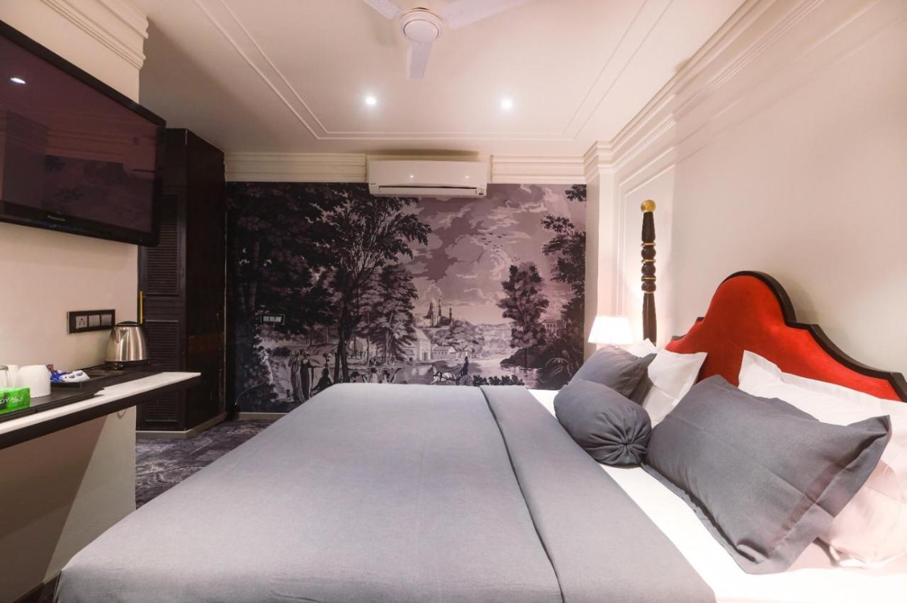 The Saga Hotel New Delhi Eksteriør bilde